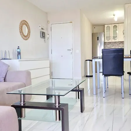 Apartment - Sea View
