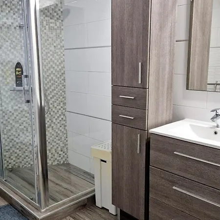 - Sea View Apartment *