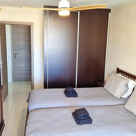 Apartment With Private Terrace - Ocean View