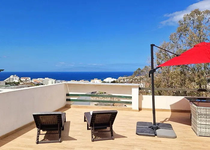 - Sea View Apartment Costa Adeje (Tenerife)