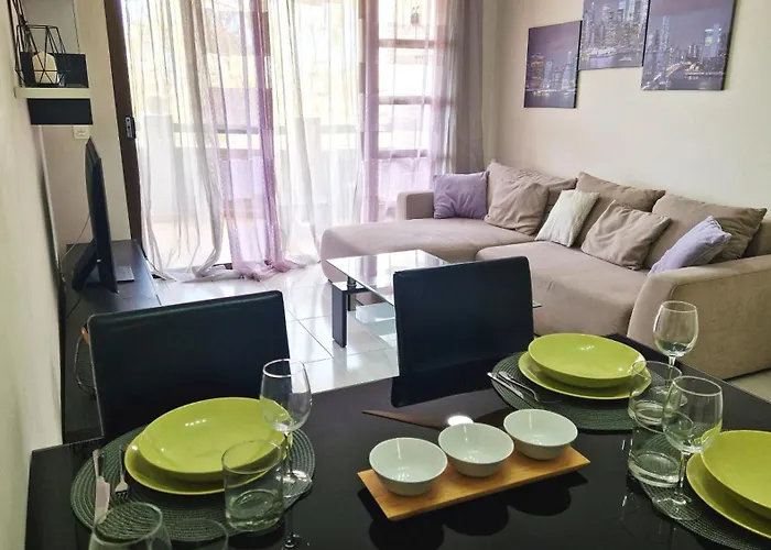 - Sea View Apartment Costa Adeje (Tenerife)